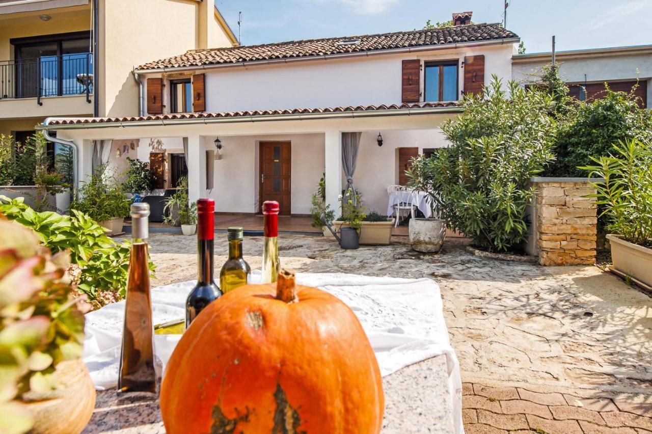 Holiday Apartment Daria 20 Rovinj Exterior photo